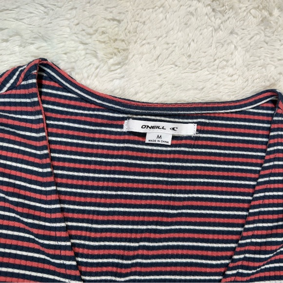 NWT O’NEILL Leanne Striped ribbed knit cropped top size medium - Picture 3 of 7